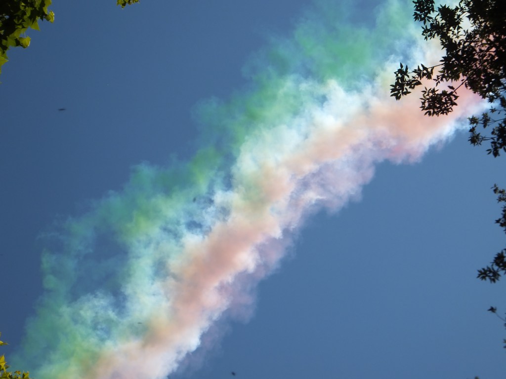 Coloured trails from the Tricolore Freccia (Italy's equivalent of the Red Arrows) part of the Republic Day celebrations which happened while we were in Rome.